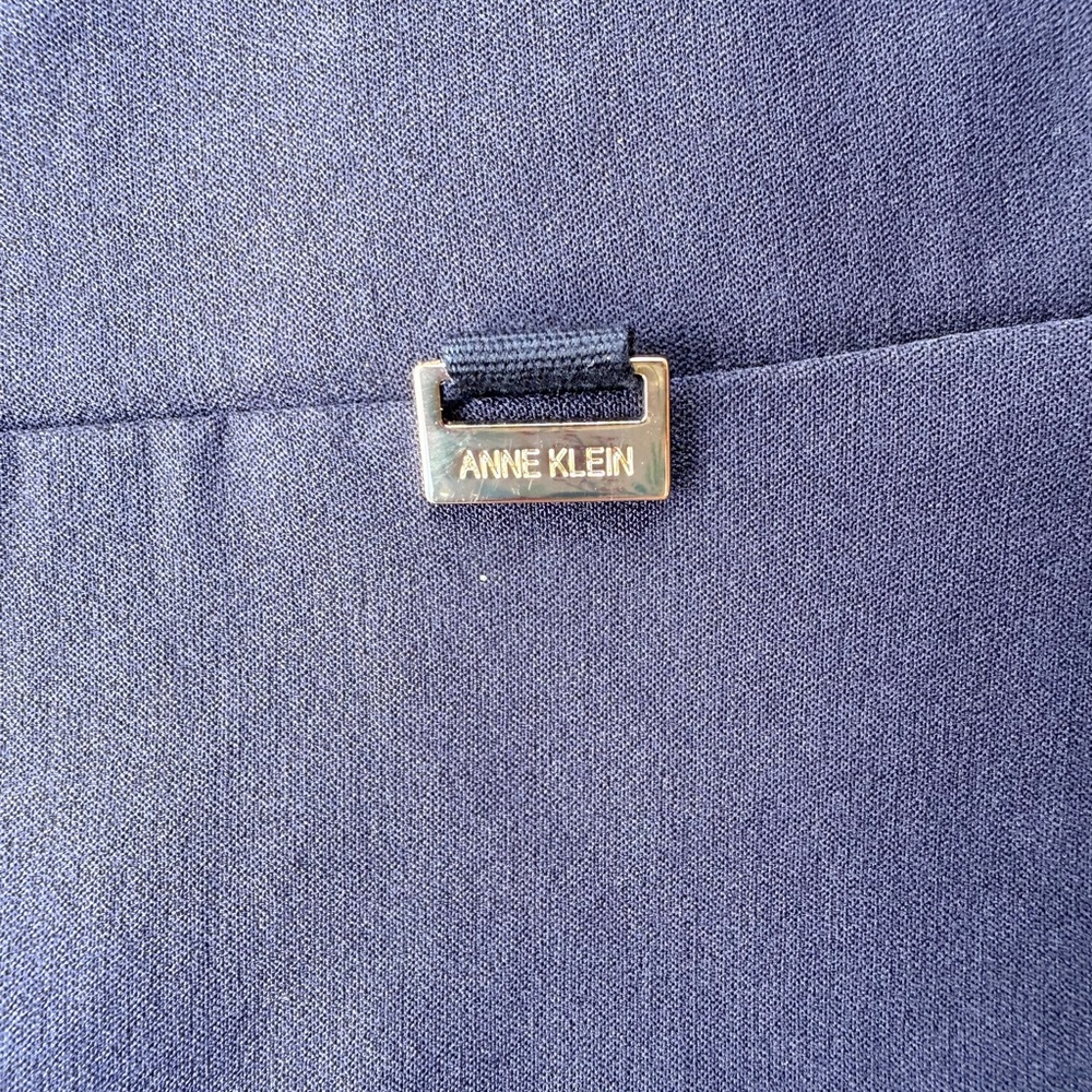 Anne Klein Women's Navy Capris - Picture 2 of 5